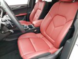 Certified 2025 Porsche Macan image 5