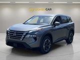 Used 2025 Nissan Rogue SV image 3
