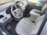 Used 2013 Toyota Sienna XLE image 3