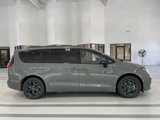 New 2025 Chrysler Pacifica Select image 3