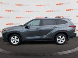 Used 2022 Toyota Highlander LE image 2