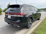 Used 2024 Volkswagen Atlas SE image 4