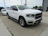 Used 2020 RAM 1500 4x4 Crew Cab image 2