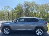 Used 2023 Volkswagen Atlas Cross Sport SE image 2
