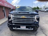 Used 2024 Chevrolet Silverado 2500 High Country w/ High Country Premium Package image 2