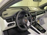 New 2026 Porsche Macan image 4