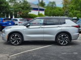 Used 2023 Mitsubishi Outlander SEL image 2