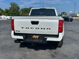 Used 2025 Toyota Tacoma 4x4 Double Cab image 5
