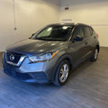 Used 2020 Nissan Kicks S image 2