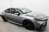 Used 2025 Toyota Camry SE image 2
