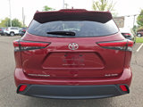 Certified 2023 Toyota Highlander XLE image 5