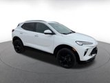 Used 2024 Buick Encore GX Sport Touring image 2