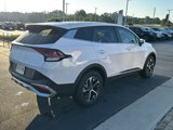 Used 2024 Kia Sportage EX image 5