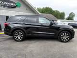 Used 2025 Ford Explorer ST-Line image 2