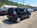 Used 2016 Jeep Renegade Latitude w/ Popular Equipment Group image 5