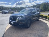 Used 2024 Nissan Pathfinder SV image 3