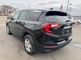 Used 2024 GMC Terrain SLE image 4