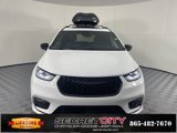 New 2025 Chrysler Pacifica Select image 2