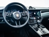 Certified 2024 Porsche Macan image 4