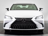 New 2025 Lexus ES 300h w/ Premium Package image 2