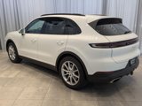 Certified 2024 Porsche Cayenne image 3
