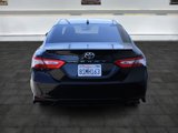 Used 2020 Toyota Camry SE image 6