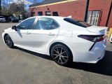 Used 2022 Toyota Camry SE image 6