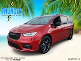 New 2026 Chrysler Pacifica Limited image 4