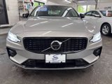 Used 2024 Volvo S60 B5 Plus image 2