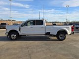 New 2025 Ford F350 4x4 Crew Cab DRW Super Duty image 2