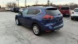 Used 2020 Nissan Rogue SV image 3