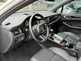 Certified 2025 Porsche Macan S image 4