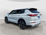 Used 2024 Mitsubishi Outlander SE image 4