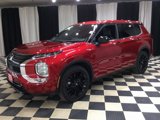Used 2023 Mitsubishi Outlander SE image 3