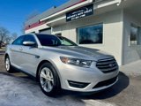 Used 2018 Ford Taurus SEL w/ Equipment Group 201A image 5