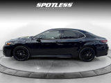 Used 2021 Toyota Camry XSE image 3