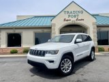 Used 2021 Jeep Grand Cherokee Laredo image 2