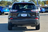 Used 2021 Jeep Cherokee Latitude w/ Mopar Interior Package image 5
