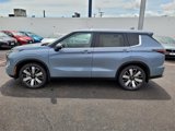 New 2025 Mitsubishi Outlander SE image 2