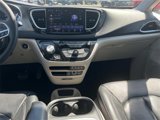 Used 2022 Chrysler Pacifica Touring-L image 5