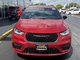 New 2025 Chrysler Pacifica Limited image 2