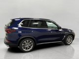 New 2026 BMW X5 xDrive50e image 2
