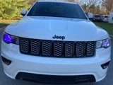Used 2018 Jeep Grand Cherokee Altitude image 2