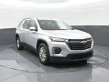 Used 2022 Chevrolet Traverse LT image 2