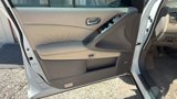 Used 2010 Nissan Murano LE w/ Navigation Pkg image 2