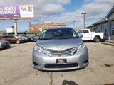 Used 2017 Toyota Sienna LE image 4