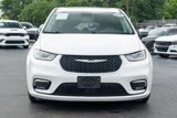 Used 2023 Chrysler Pacifica Limited image 2