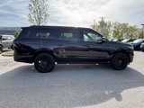 New 2025 Lincoln Navigator L Reserve image 2