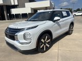 New 2025 Mitsubishi Outlander SE image 3