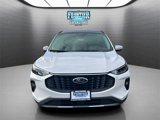 New 2025 Ford Escape SE w/ Class II Trailer Tow Package image 2